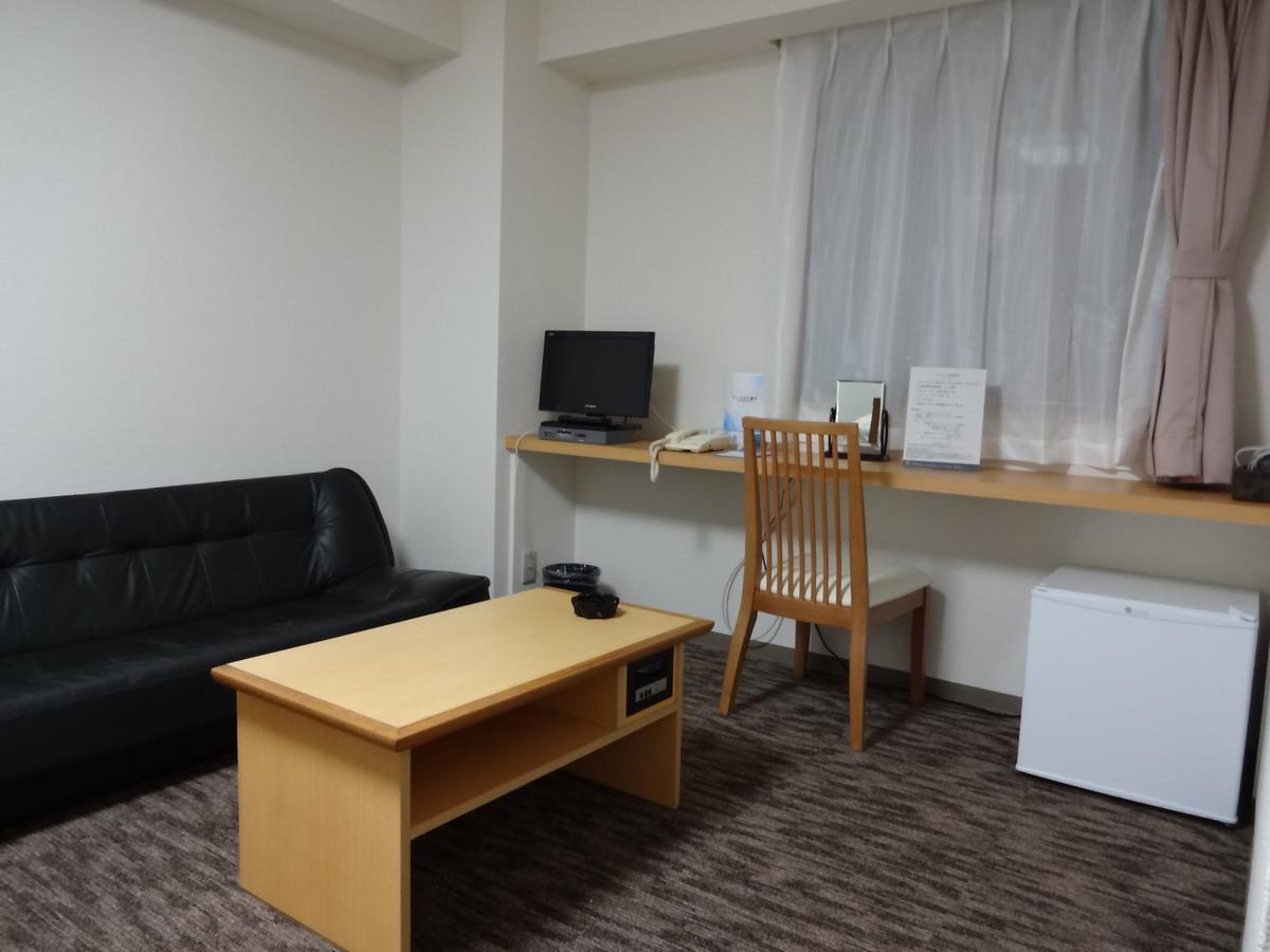 Ushiku City Hotel Ekimaekan Luaran gambar